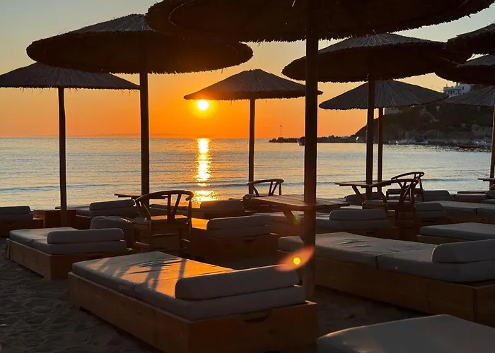 Blue Harmony Hotel Kini