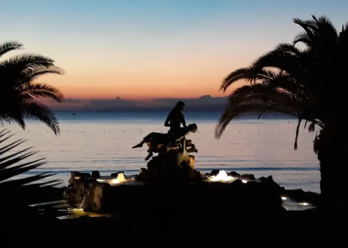 Blue Harmony Hotel Kini