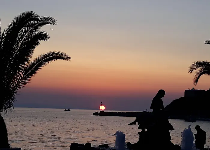 Blue Harmony Hotel Kini