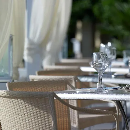 Blue Harmony 3* Kini